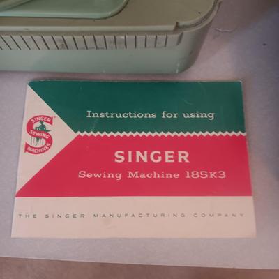 SINGER SEWING MACHINE 185K3 IN CASE AND BUTTONHOLER