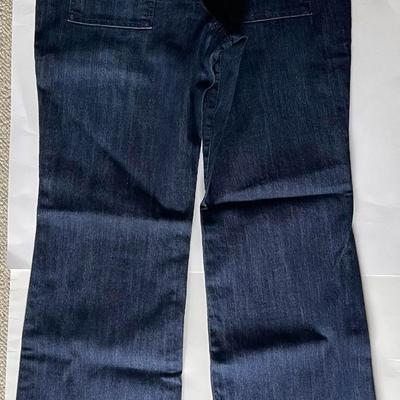 Brand New with Tags Style & Co Flare Jeans, Size 6 Petite