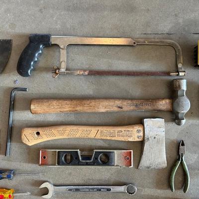 VARIOUS HAND TOOLS