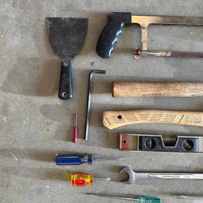VARIOUS HAND TOOLS
