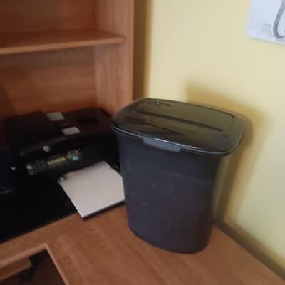 OFFICE MAX PAPER SHREDDER AND HP OFFICEJET 4500 PRINTER