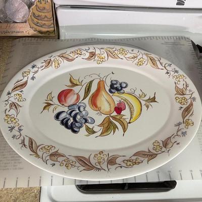 BAKEWARE AND PREP TOOLS, SERVING TRAY AND PLATTERS