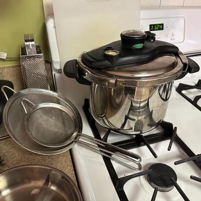ELECTRIC FRYING PAN, PRESSURE COOKER AND MORE
