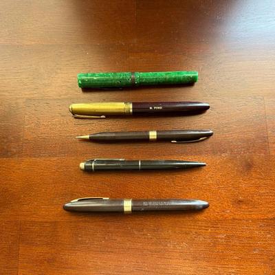FOUNTAIN PENS AND 2 PENCILS (14K TIP ON ONE PEN)