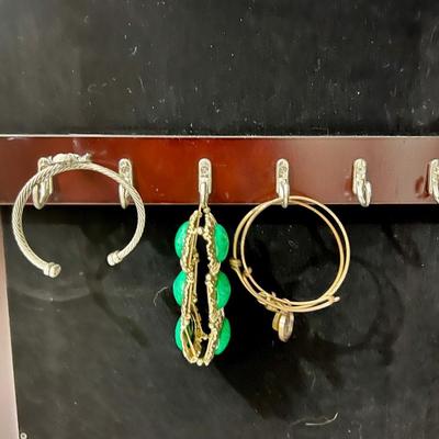 Ladies Jewelry Lot