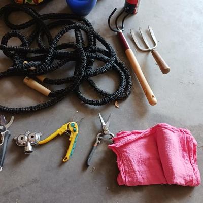 GARDEN TOOLS, CHEMICALS AND HOSE