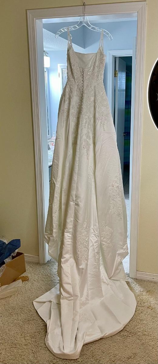 Mori Lee size 4 wedding gown