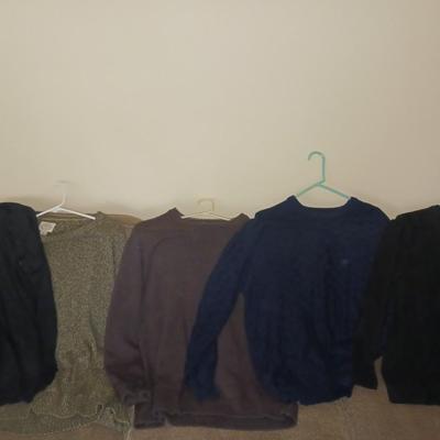 MEN'S SWEATERS SIZE XL