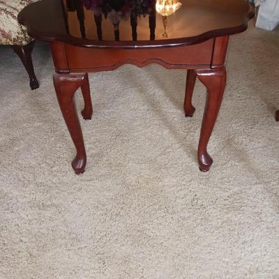 2 SIDE TABLES