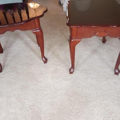 2 SIDE TABLES