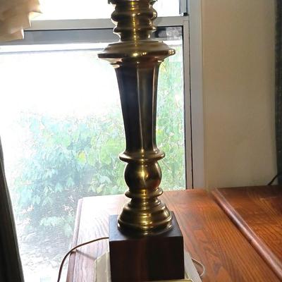 2 MARBLE BASE TABLE LAMPS