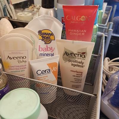 TOILETRIES AND ELECTRIC CURLERS