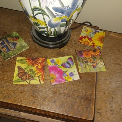 SUNFLOWER VASE, FLORAL BASE LAMP AND COASTERS