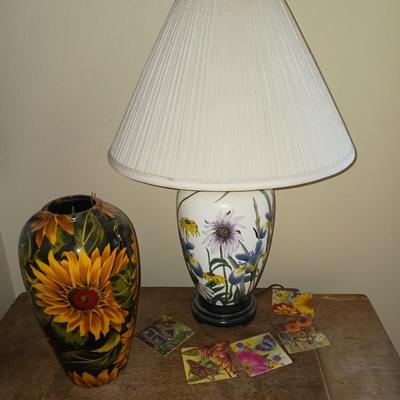 SUNFLOWER VASE, FLORAL BASE LAMP AND COASTERS