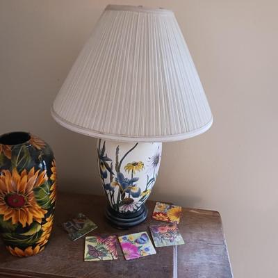 SUNFLOWER VASE, FLORAL BASE LAMP AND COASTERS