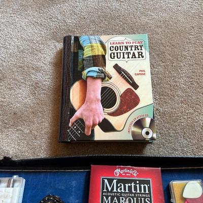 YAMAHA G - 100A ACOUSTIC GUITAR WITH EXTRAS