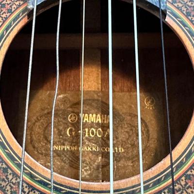 YAMAHA G - 100A ACOUSTIC GUITAR WITH EXTRAS