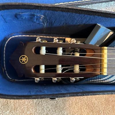 YAMAHA G - 100A ACOUSTIC GUITAR WITH EXTRAS