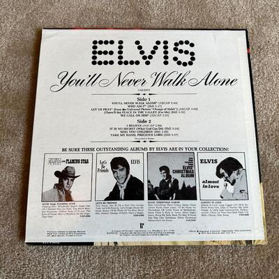 2 ELVIS PRESLEY RECORD ALBUMS