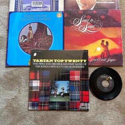 VARIOUS VINYL ALBUMS