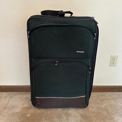 3 PIECES OF LUGGAGE/CARRY ONS