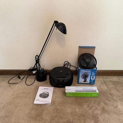 UV-C SANITIZING WAND, JENSEN STEREO CD CASSETTE PLAYER, SMALL FAN AND LAMP