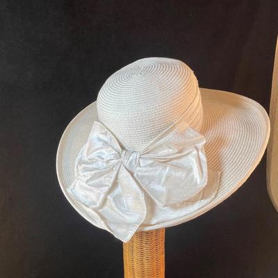 White Wide Brim Hat with Bow