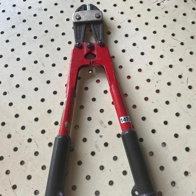 Bolt cutters