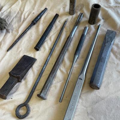 Chisel/punch assortment
