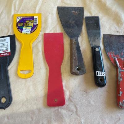 Putty knives