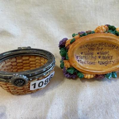 Boyd’s bear-September trinket box