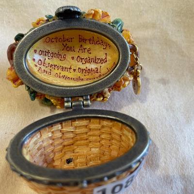 October Boyd’s Bear trinket box