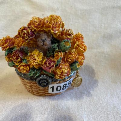 October Boyd’s Bear trinket box