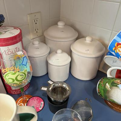 Canister Set, Coffee maker & cups