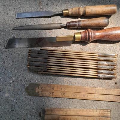 Collection of vintage folding rulers - Utility rule most with brass hinges