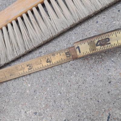 Collection of vintage folding rulers - Utility rule most with brass hinges