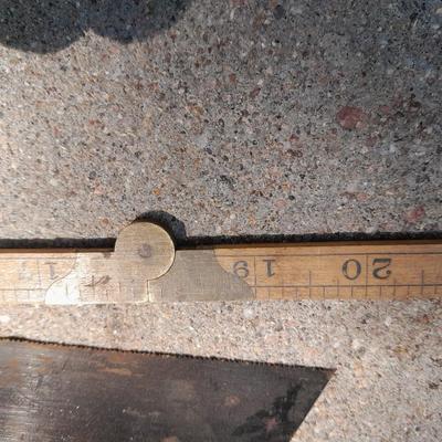 Collection of vintage folding rulers - Utility rule most with brass hinges