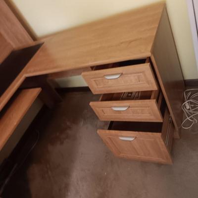 L-SHAPED COMPUTER DESK WITH HUTCH PLUS A DESK CHAIR