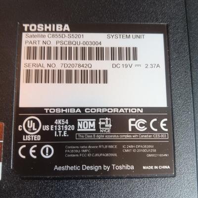 TOSHIBA LAPTOP W/WINDOWS 8
