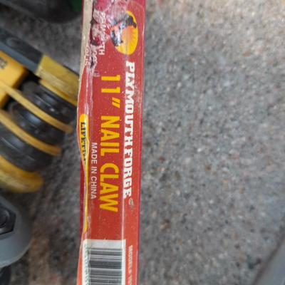 Small tools - magnetic grip drivers - small claw - nice gloves - allen wrenches and more