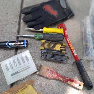 Small tools - magnetic grip drivers - small claw - nice gloves - allen wrenches and more