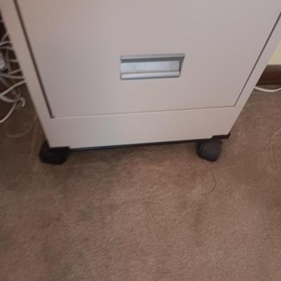 STEELWORKS LOCKING 4 DRAWER FILING CABINET