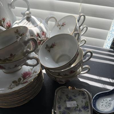 Royal Rose Tea Set