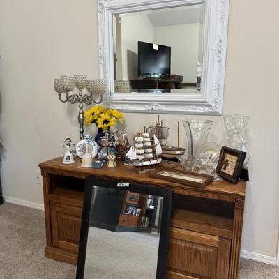 Misc. decor