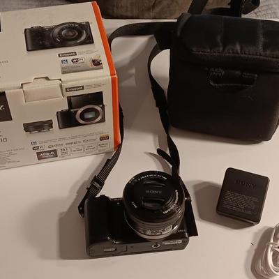 Sony X 5000 digital camera with accessories and case