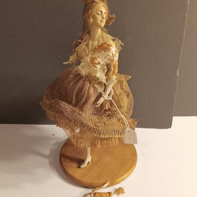 Beautiful Antique Bisque & lace lady doll / figure VERY OLD!