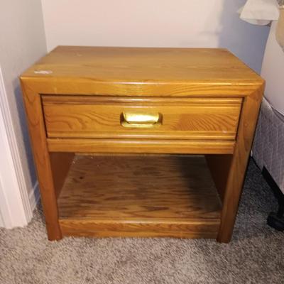 Stanley Night stand with drawer