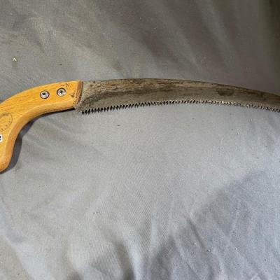 Pruning saw