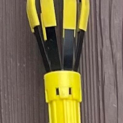 Light bulb changer