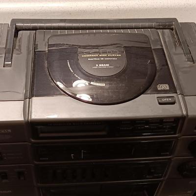 RCA Digital portable compact disc dual cassette recorder with stereo receiver boombox radio